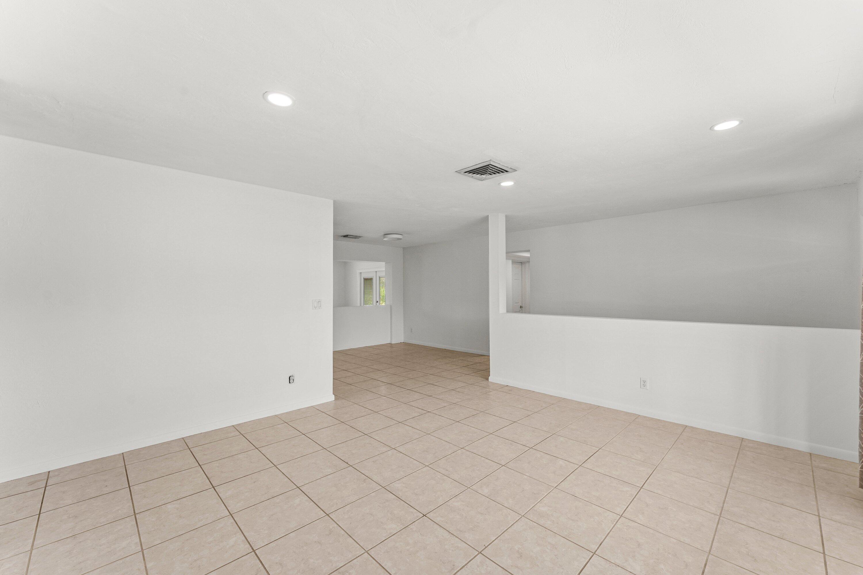 WINFIELD PARK - Residential