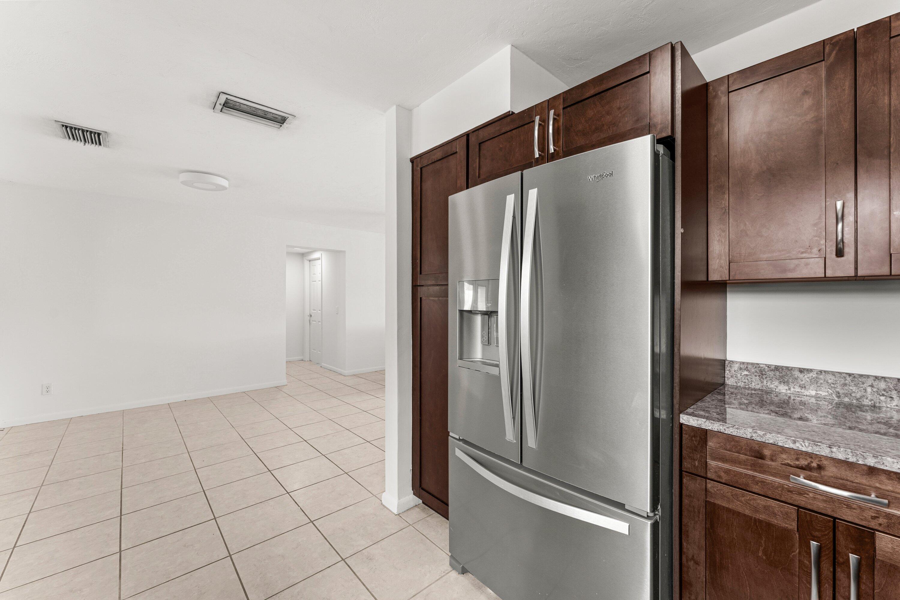WINFIELD PARK - Residential