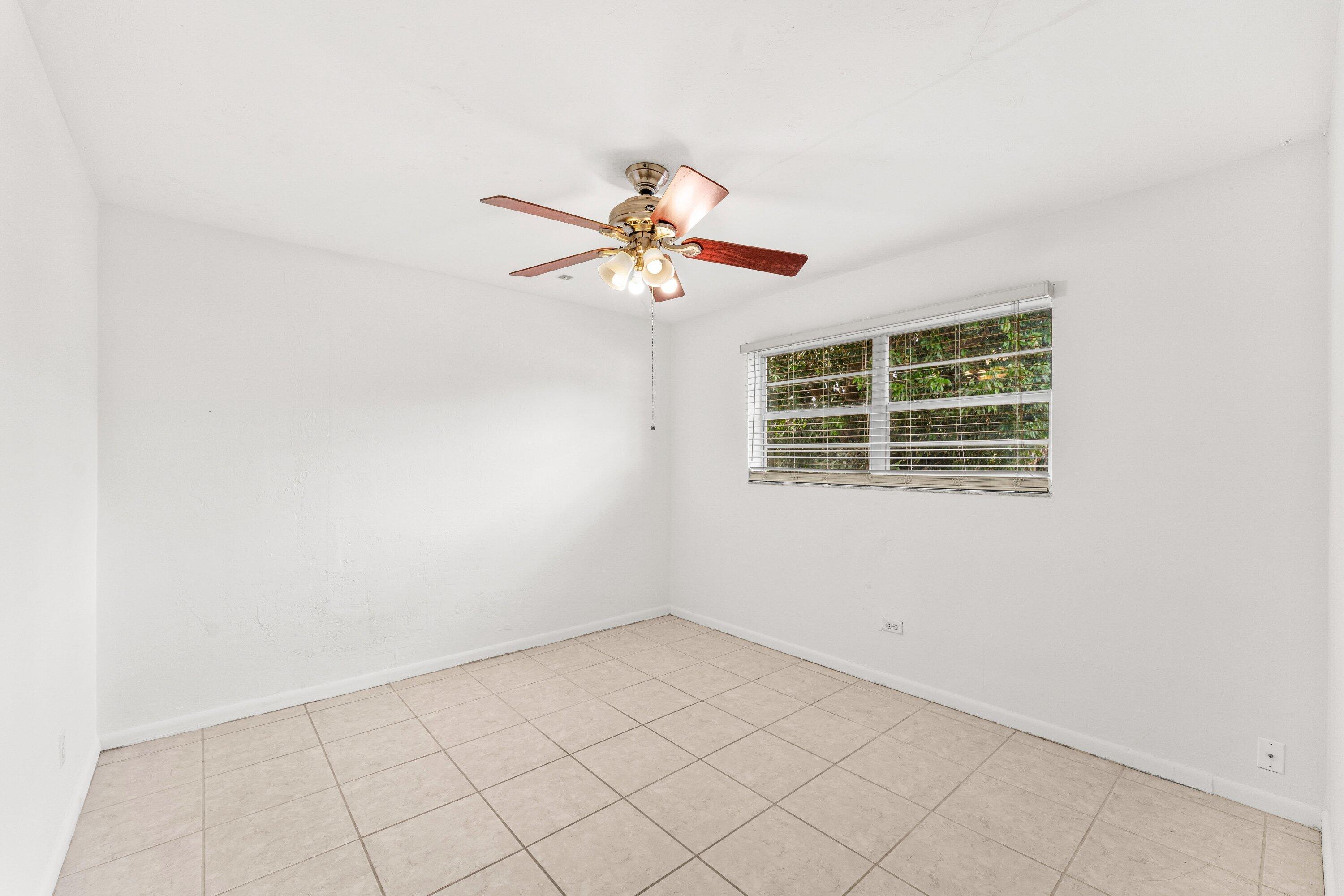 WINFIELD PARK - Residential