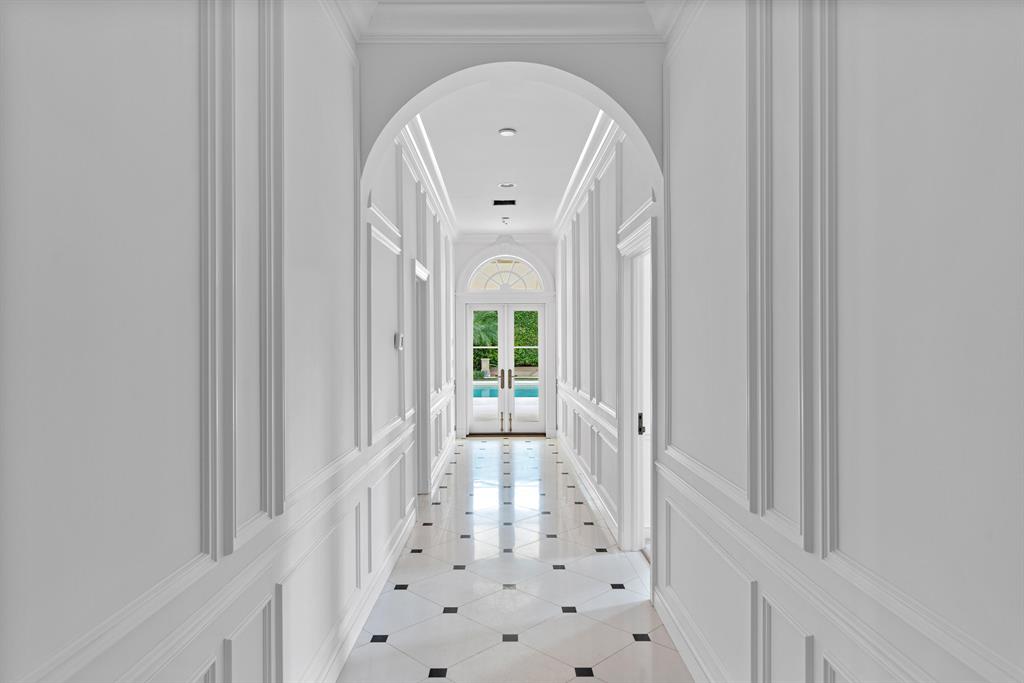 REGENTS PARK - Residential