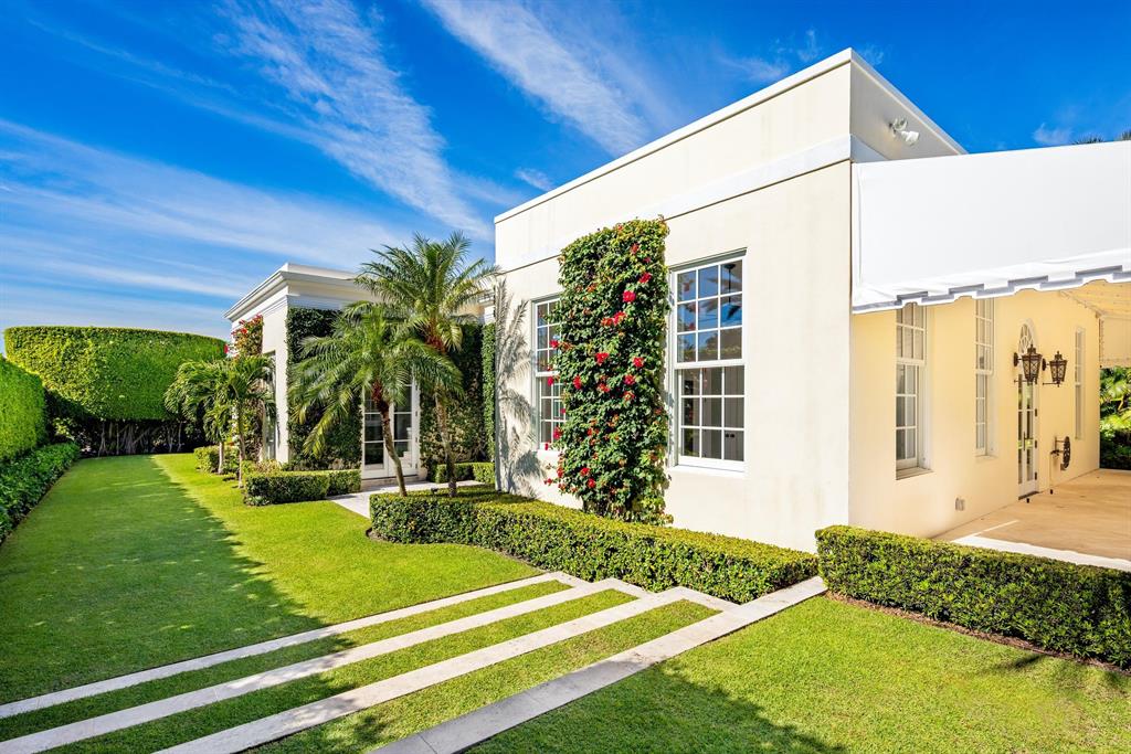 REGENTS PARK - Residential