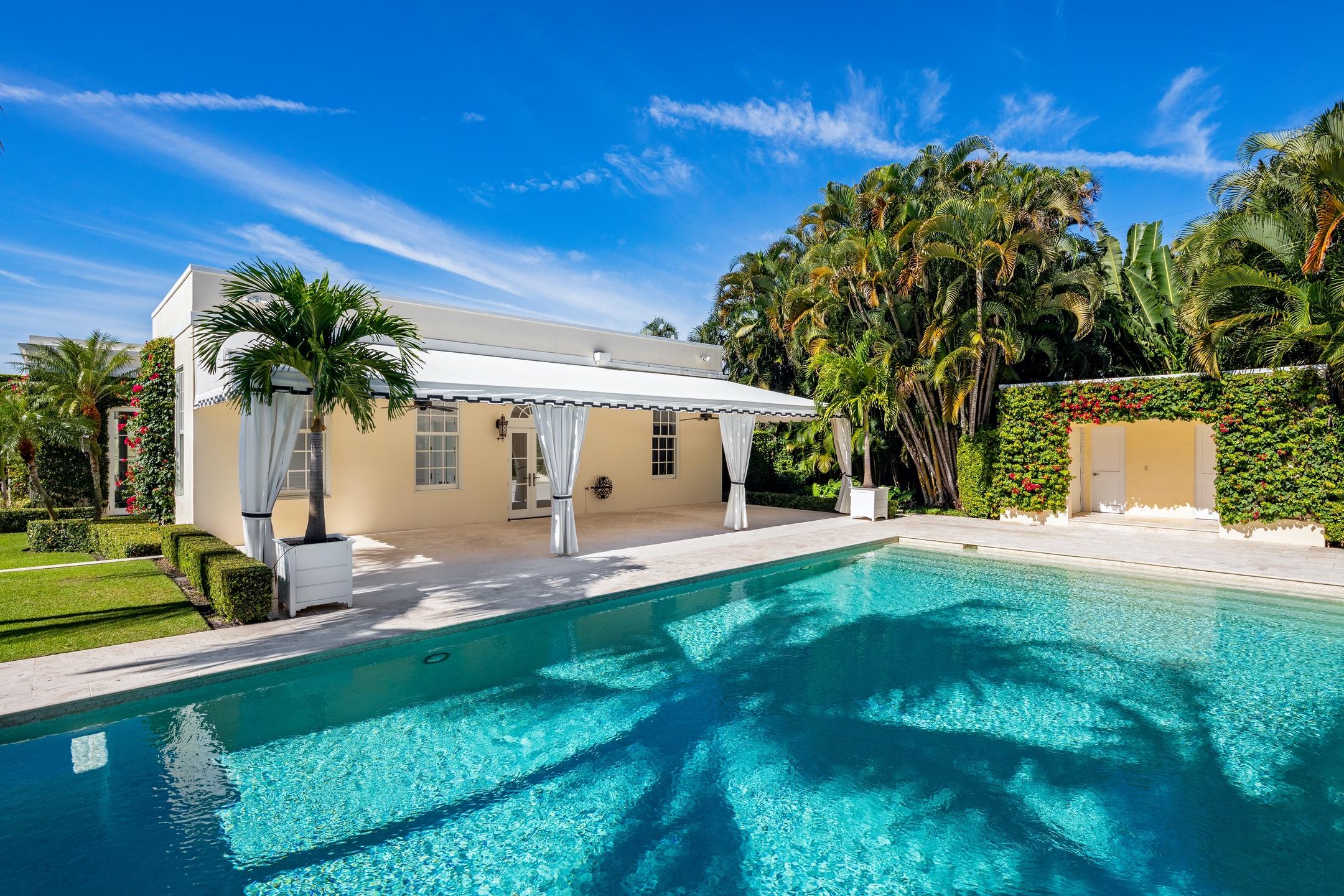 REGENTS PARK - Residential