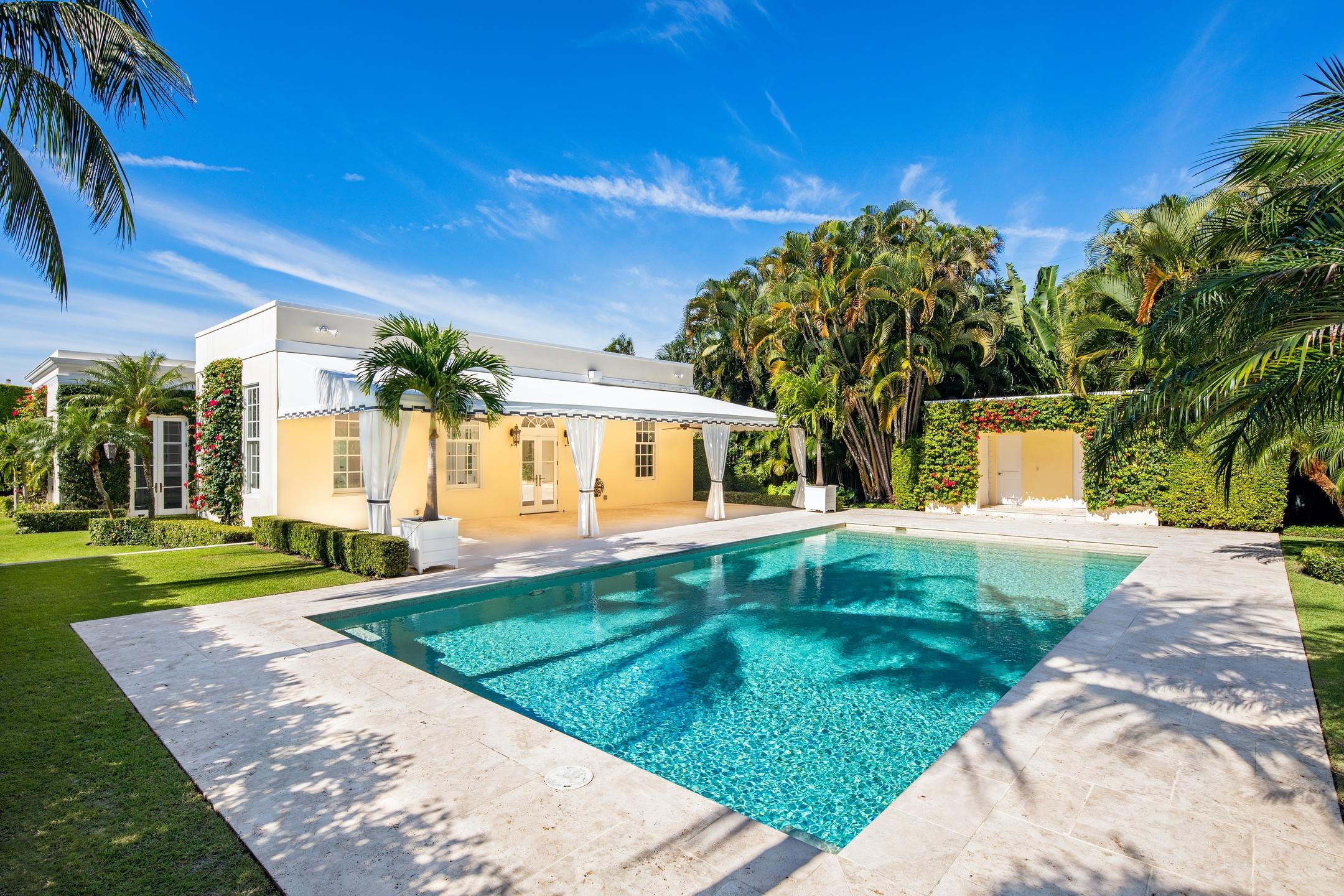 REGENTS PARK - Residential