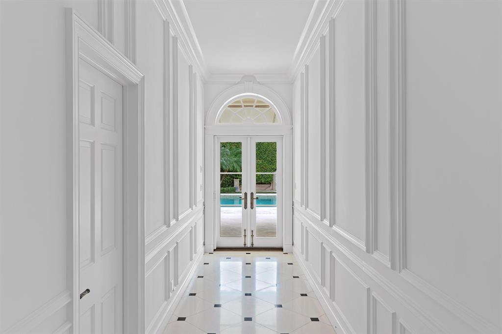 REGENTS PARK - Residential