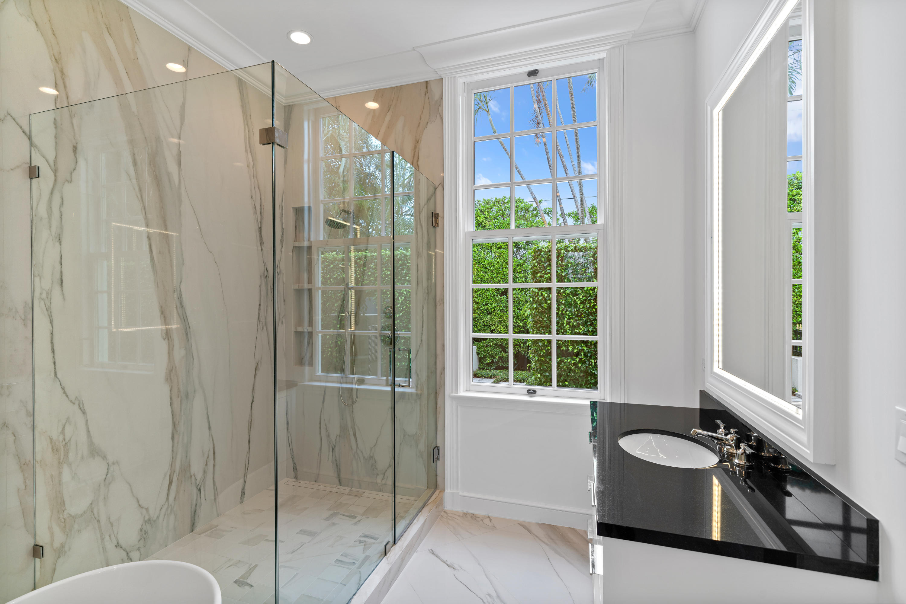 REGENTS PARK - Residential