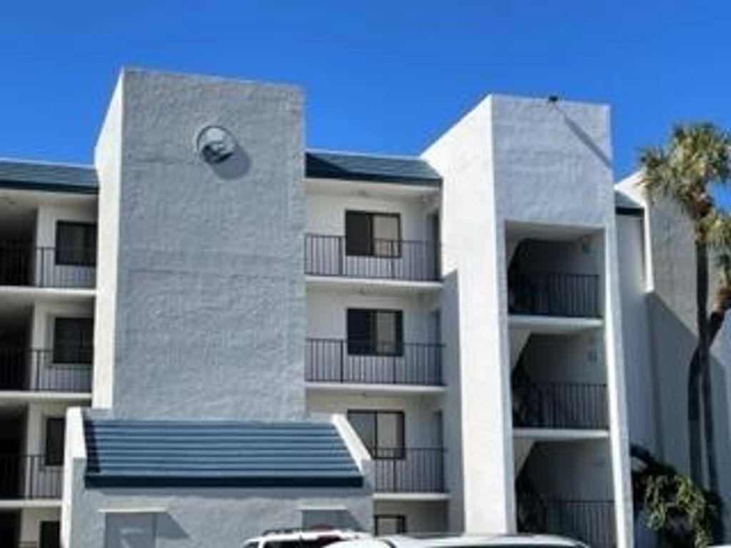 Photo of 1605 S Us Highway 1 #D205, Jupiter, FL 33477 (MLS # R10777257)