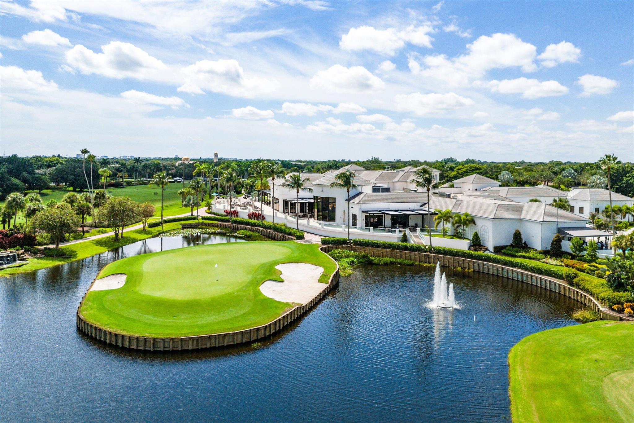 LAUREL POINTE - Residential