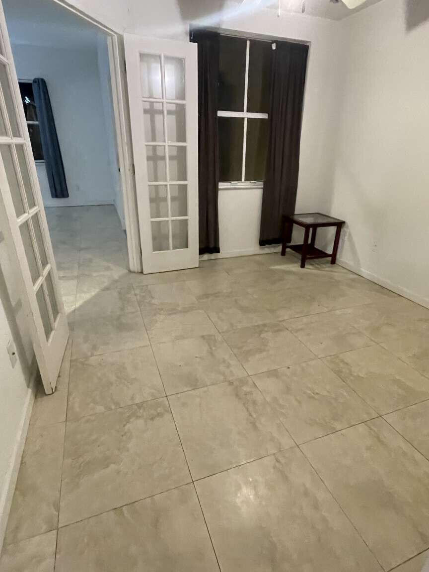 LINKS AT EMERALD DUNES CONDO - Residential Lease