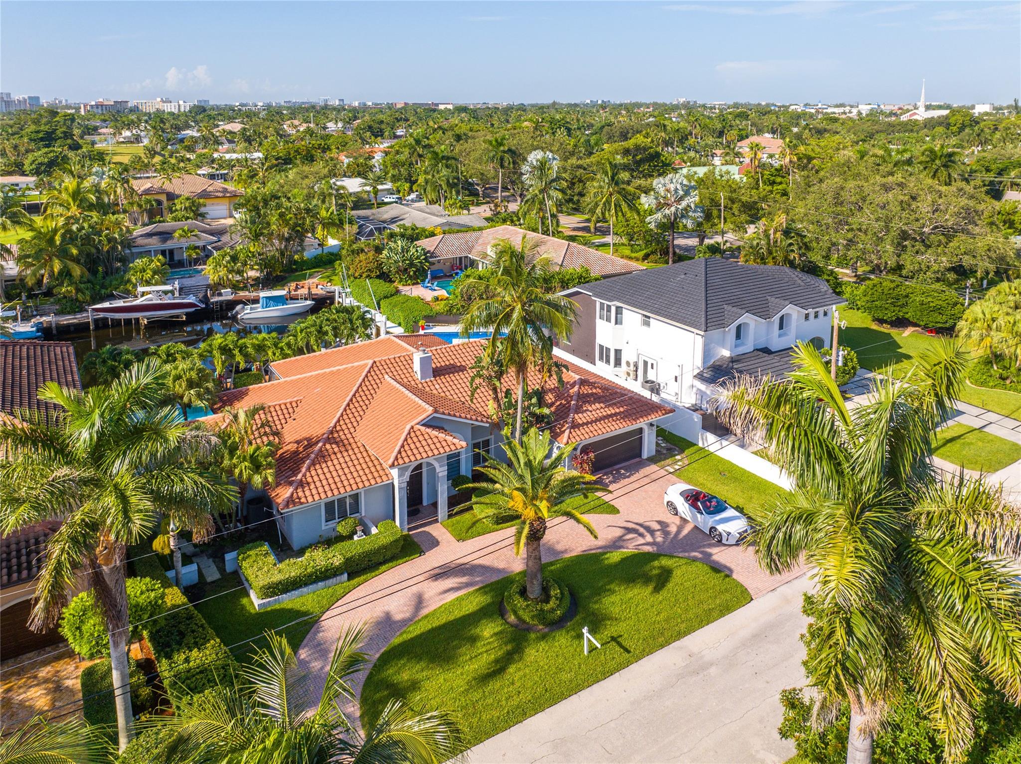 HILLSBORO ISLES - Residential