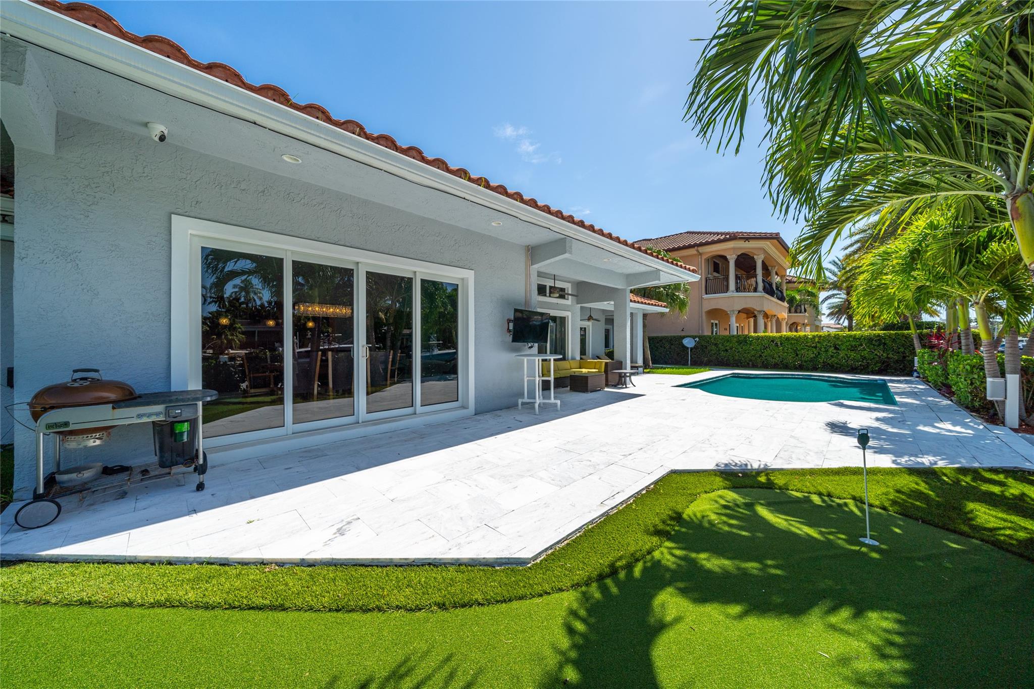 HILLSBORO ISLES - Residential