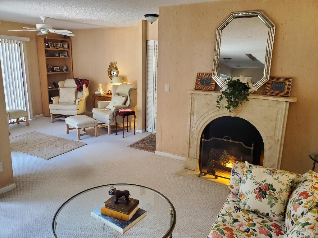 387 Prestwick Lane #1