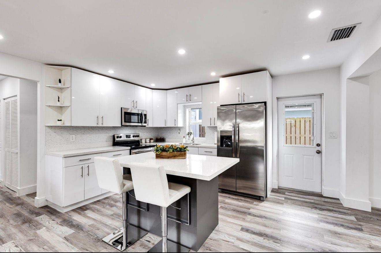 Oak Grove 27-16 B - Residential Lease