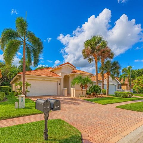 Photo of 9720 Isles Cay Drive, Delray Beach, FL 33446 (MLS # R11133836)