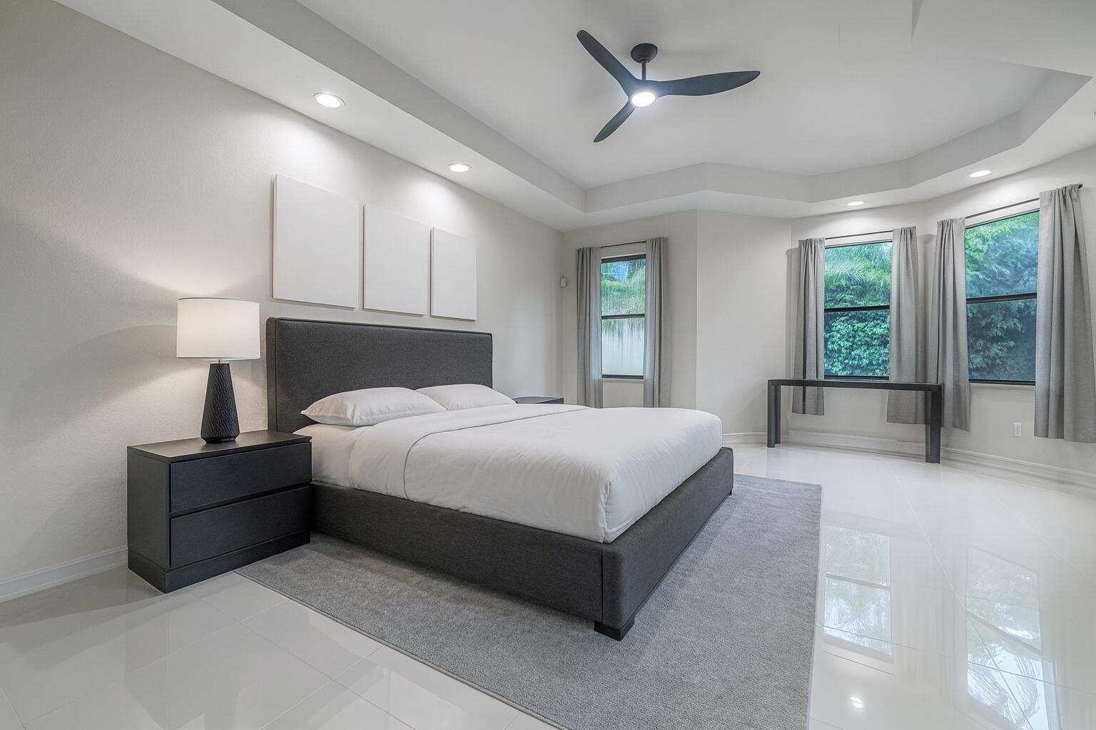 9720 Isles Cay Drive