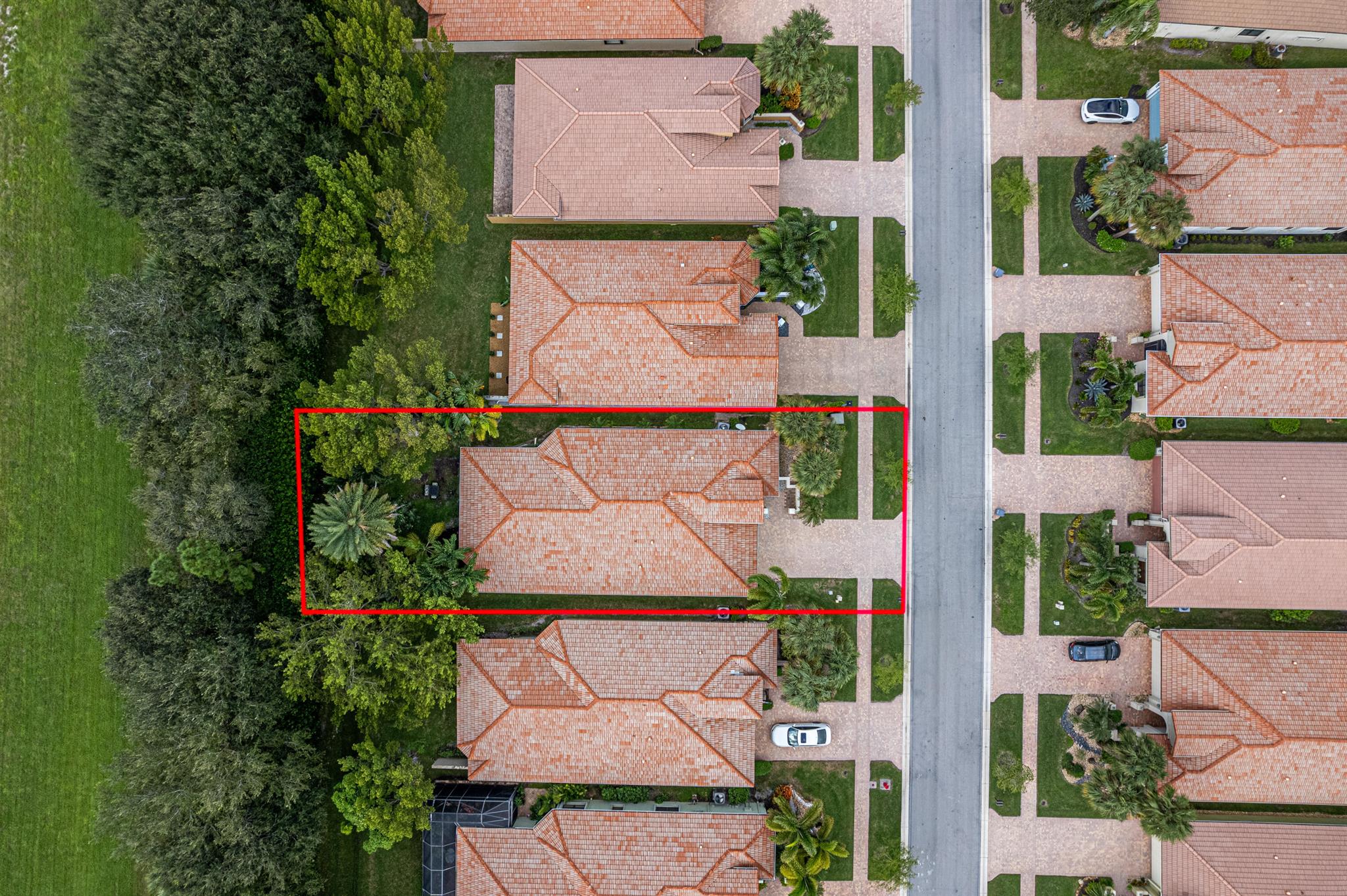 FOUR SEASONS - Residential