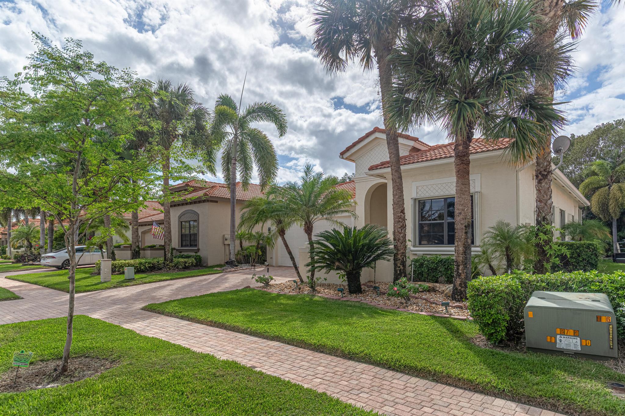 9720 Isles Cay Drive