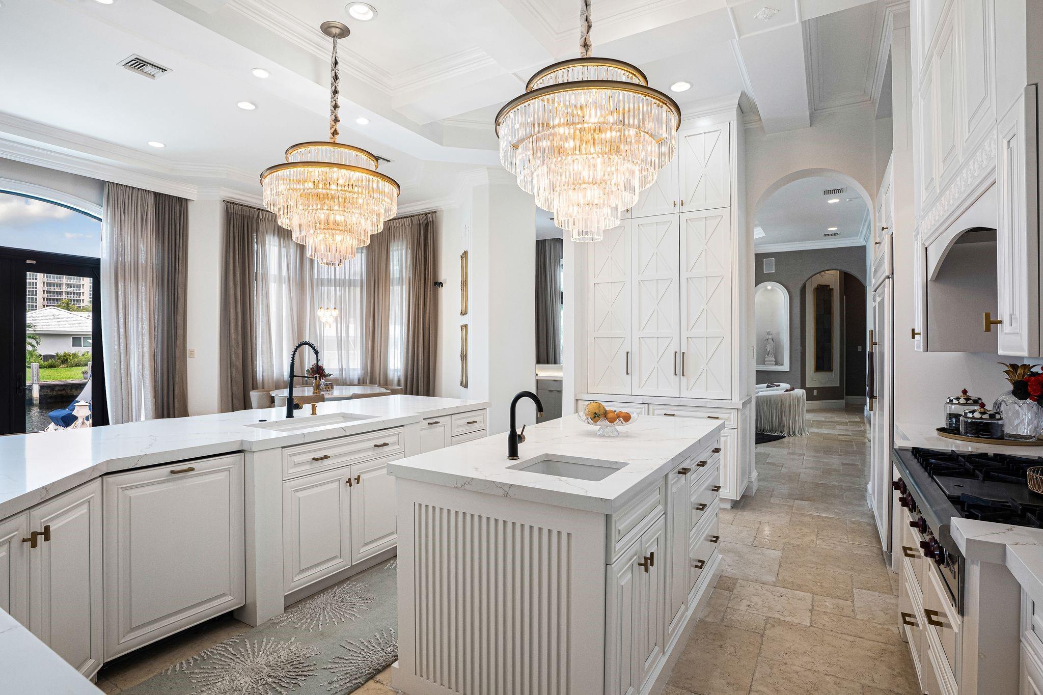 VENETIAN ISLES 2ND SEC - Residential