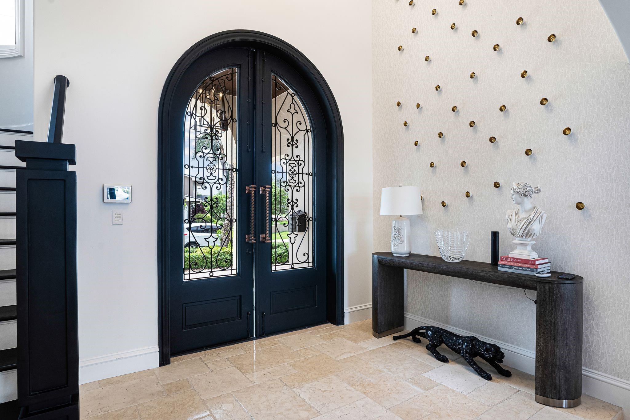 VENETIAN ISLES 2ND SEC - Residential