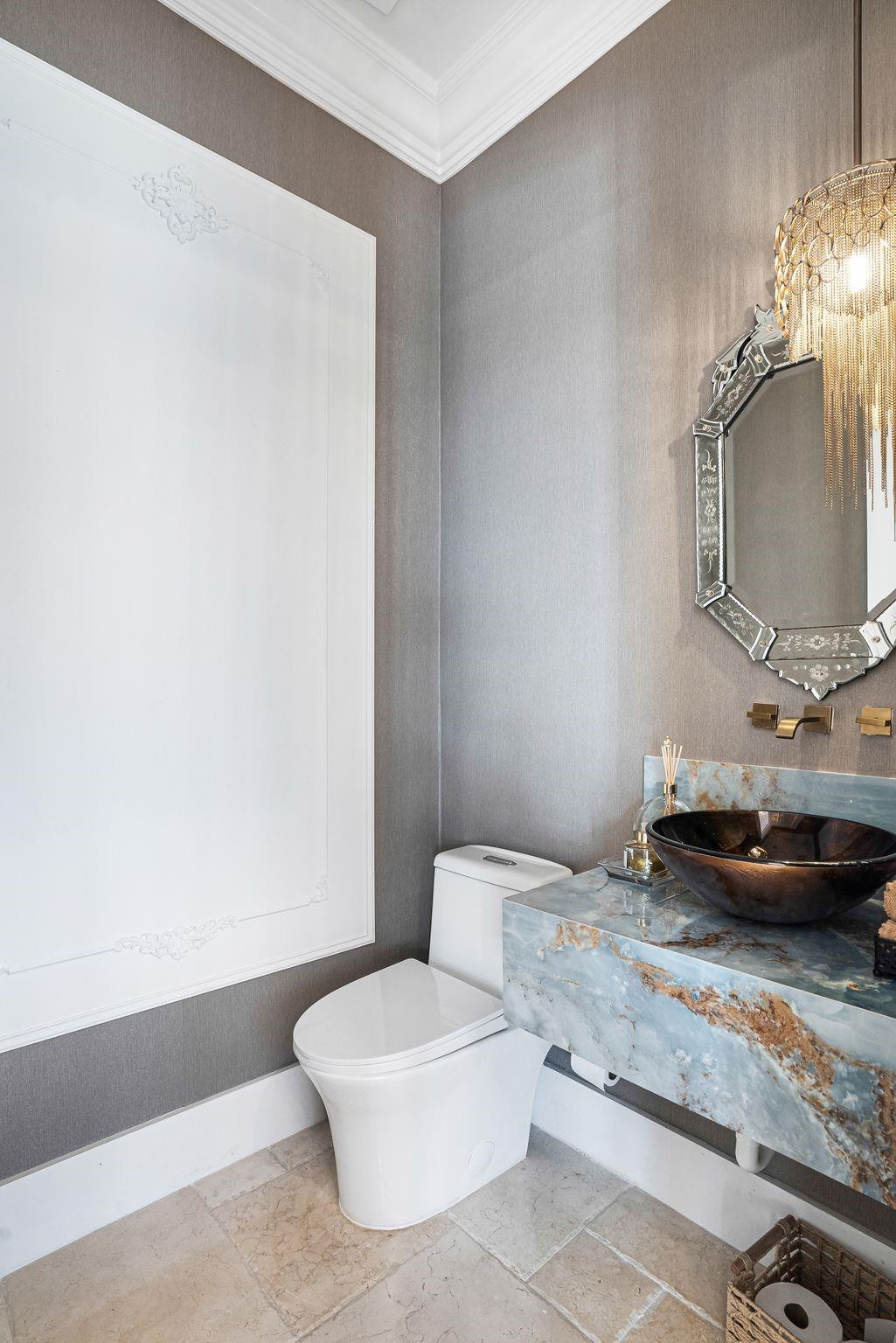 VENETIAN ISLES 2ND SEC - Residential