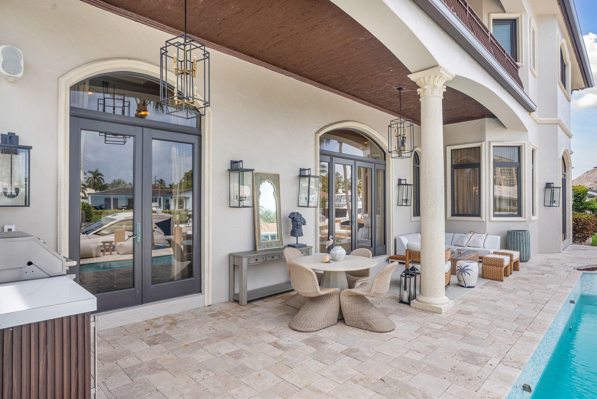 VENETIAN ISLES 2ND SEC - Residential