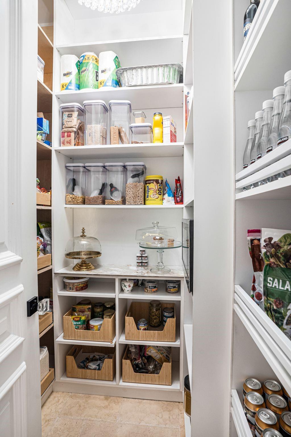 VENETIAN ISLES 2ND SEC - Residential