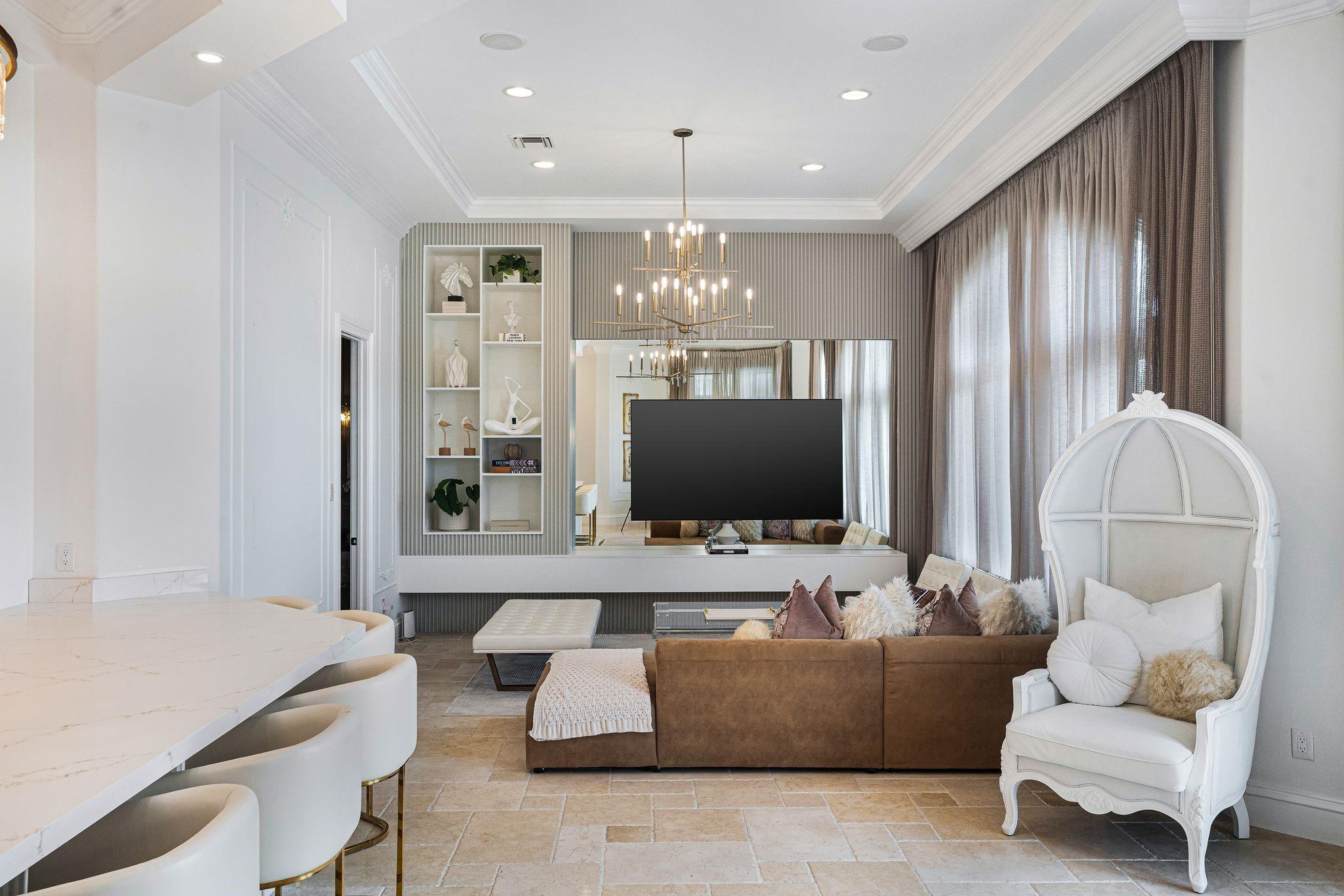 VENETIAN ISLES 2ND SEC - Residential