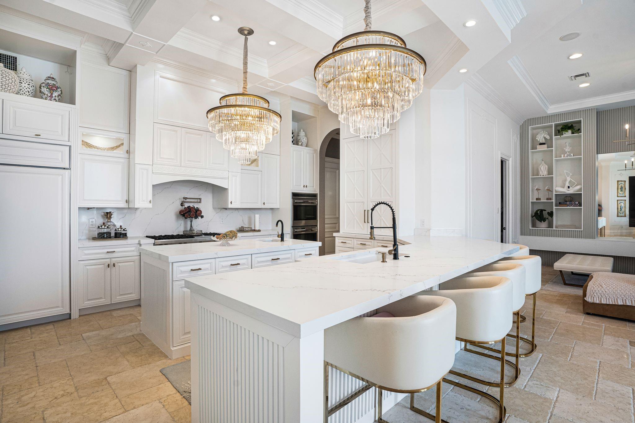 VENETIAN ISLES 2ND SEC - Residential