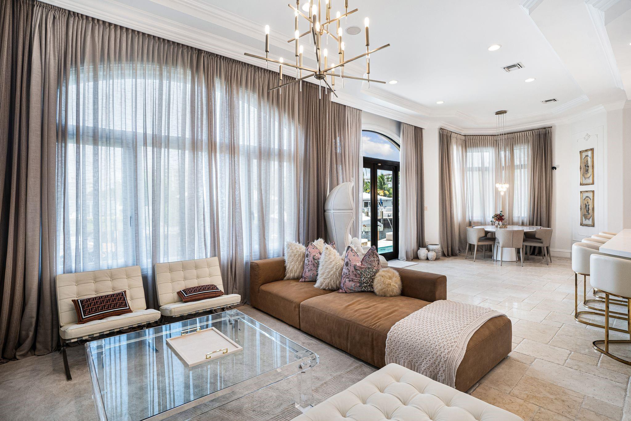 VENETIAN ISLES 2ND SEC - Residential