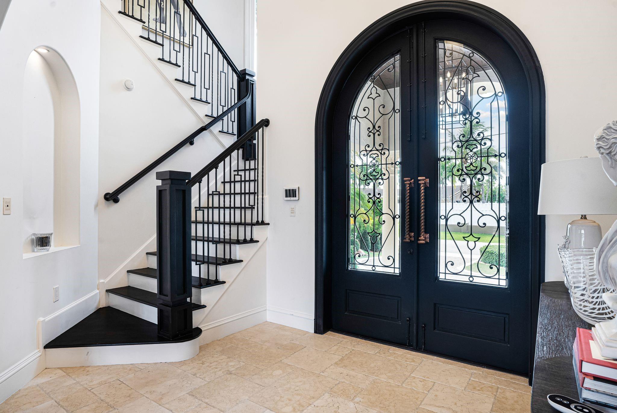 VENETIAN ISLES 2ND SEC - Residential