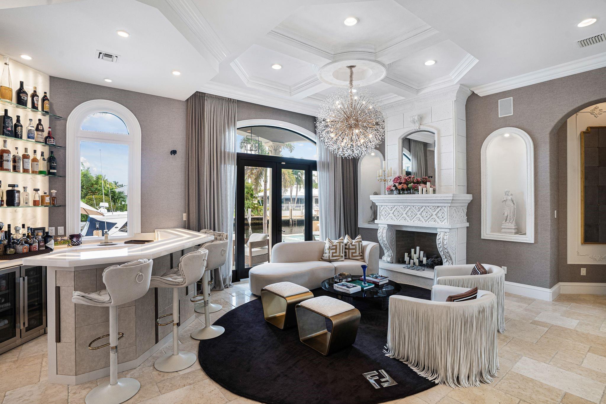 VENETIAN ISLES 2ND SEC - Residential