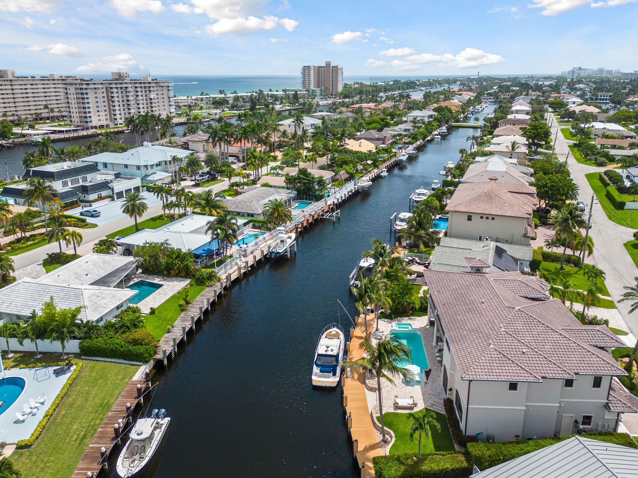 VENETIAN ISLES 2ND SEC - Residential