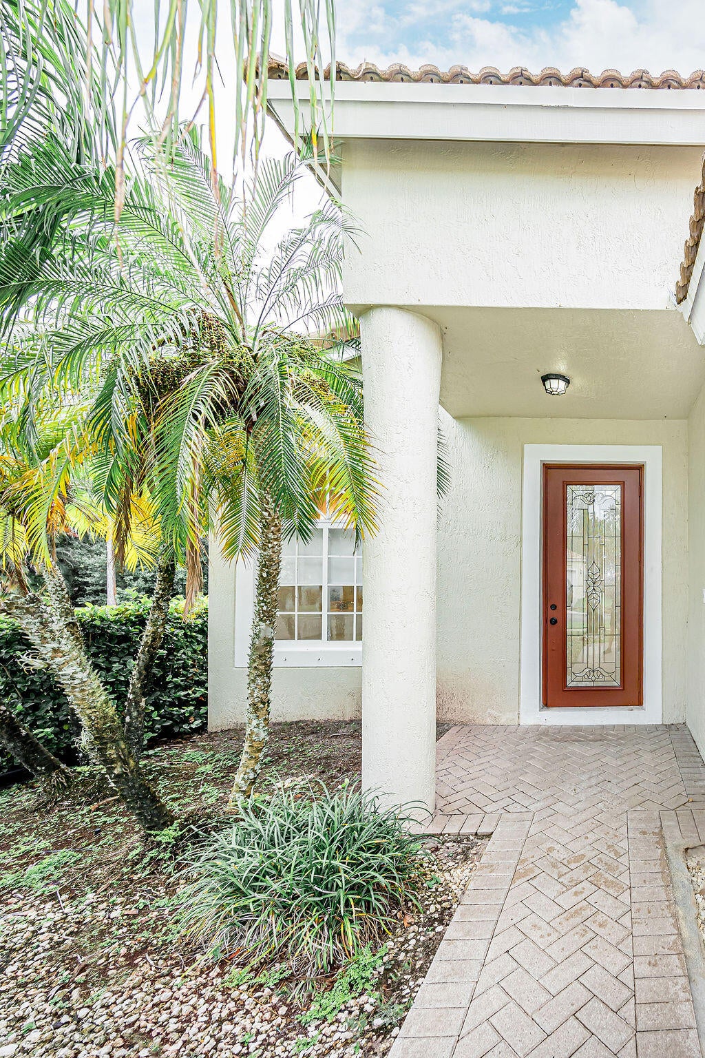 10704 OAK BEND Way 10704