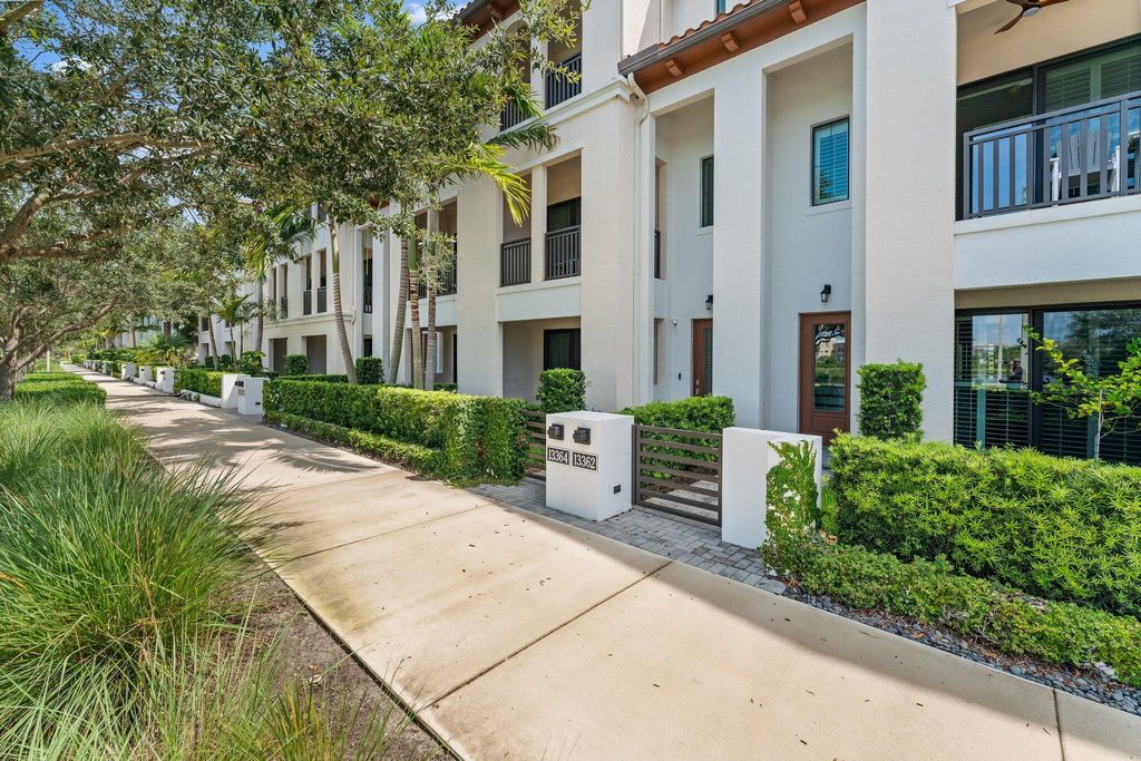 Photo of 13364 Alton Road, Palm Beach Gardens, FL 33418 (MLS # R10922290)