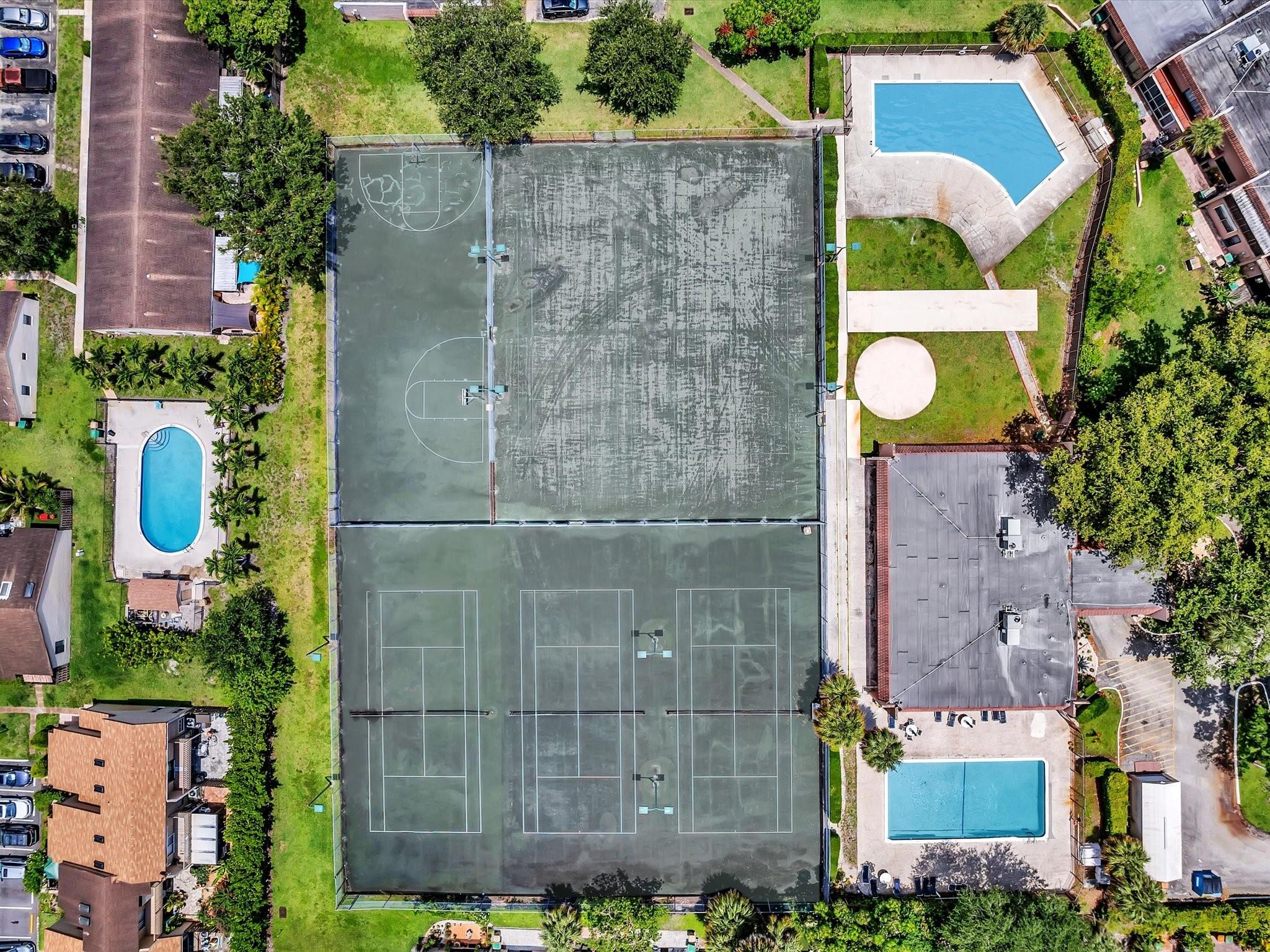 Valencia Village - Residential