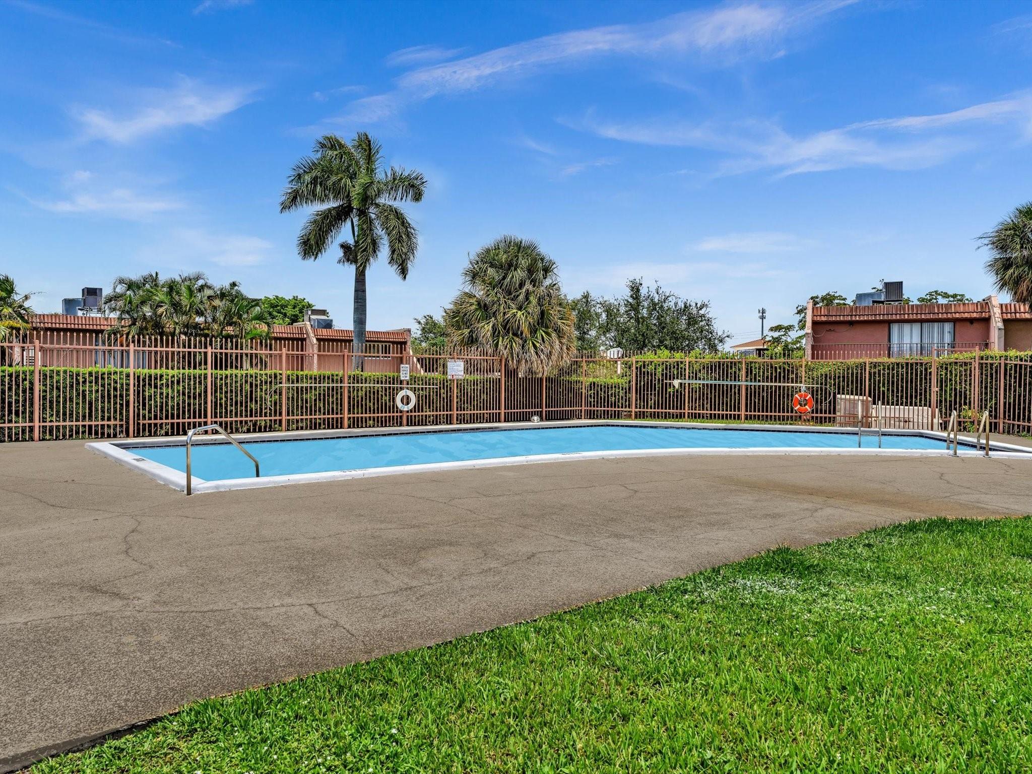 Valencia Village - Residential