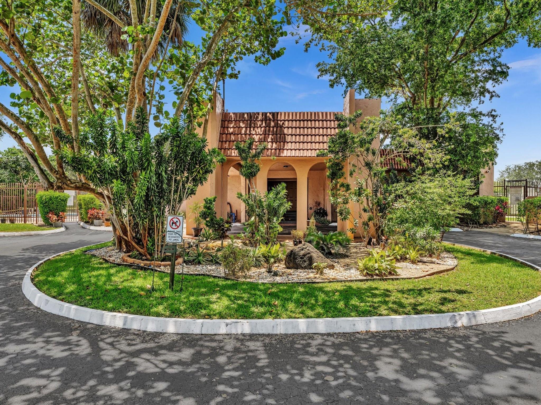 Valencia Village - Residential
