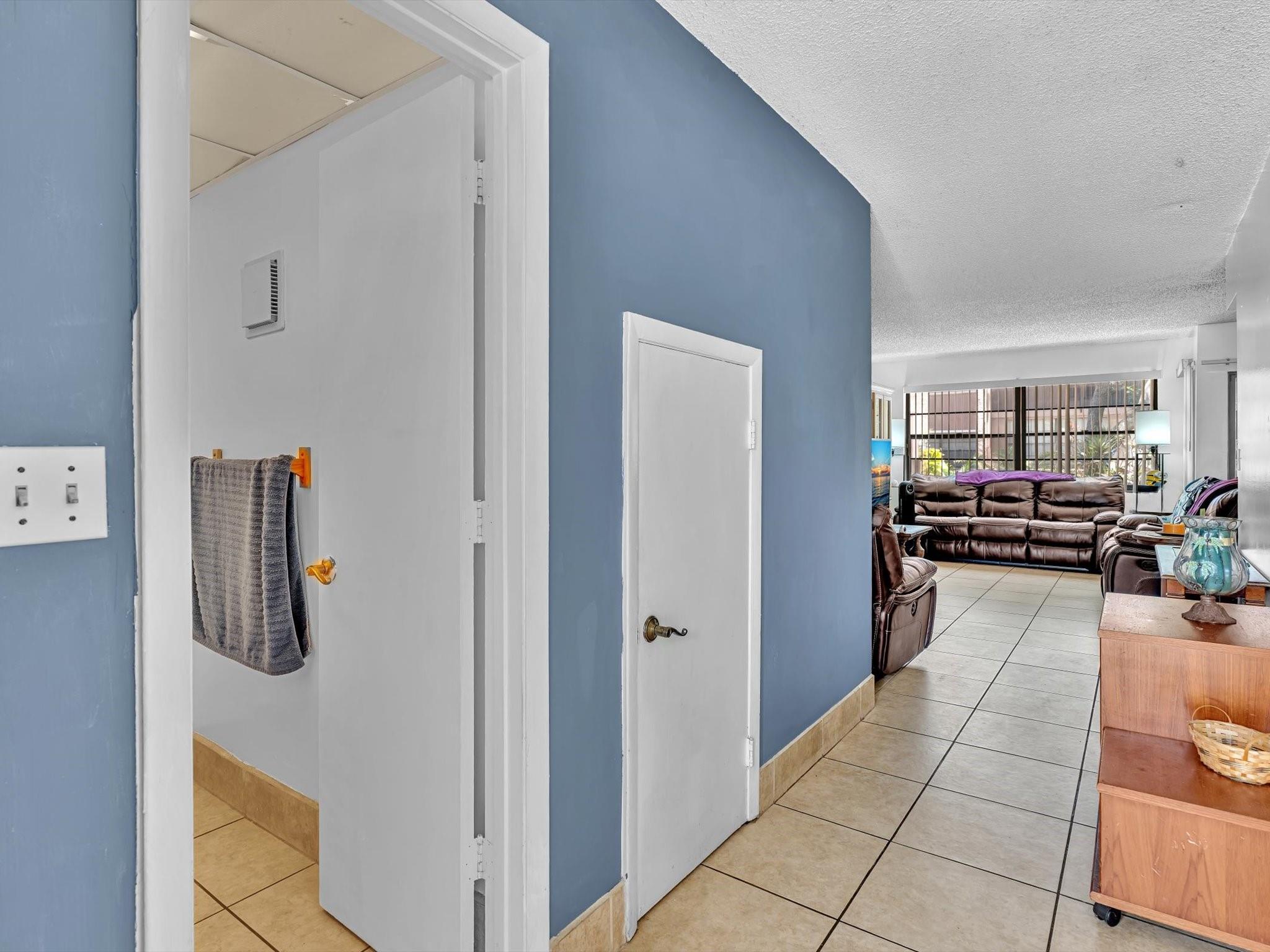 12 Toledo Ct 12