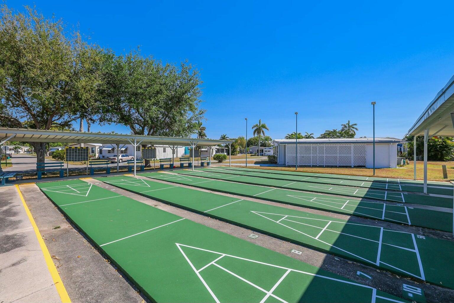 COLONIAL ESTATES - Residential