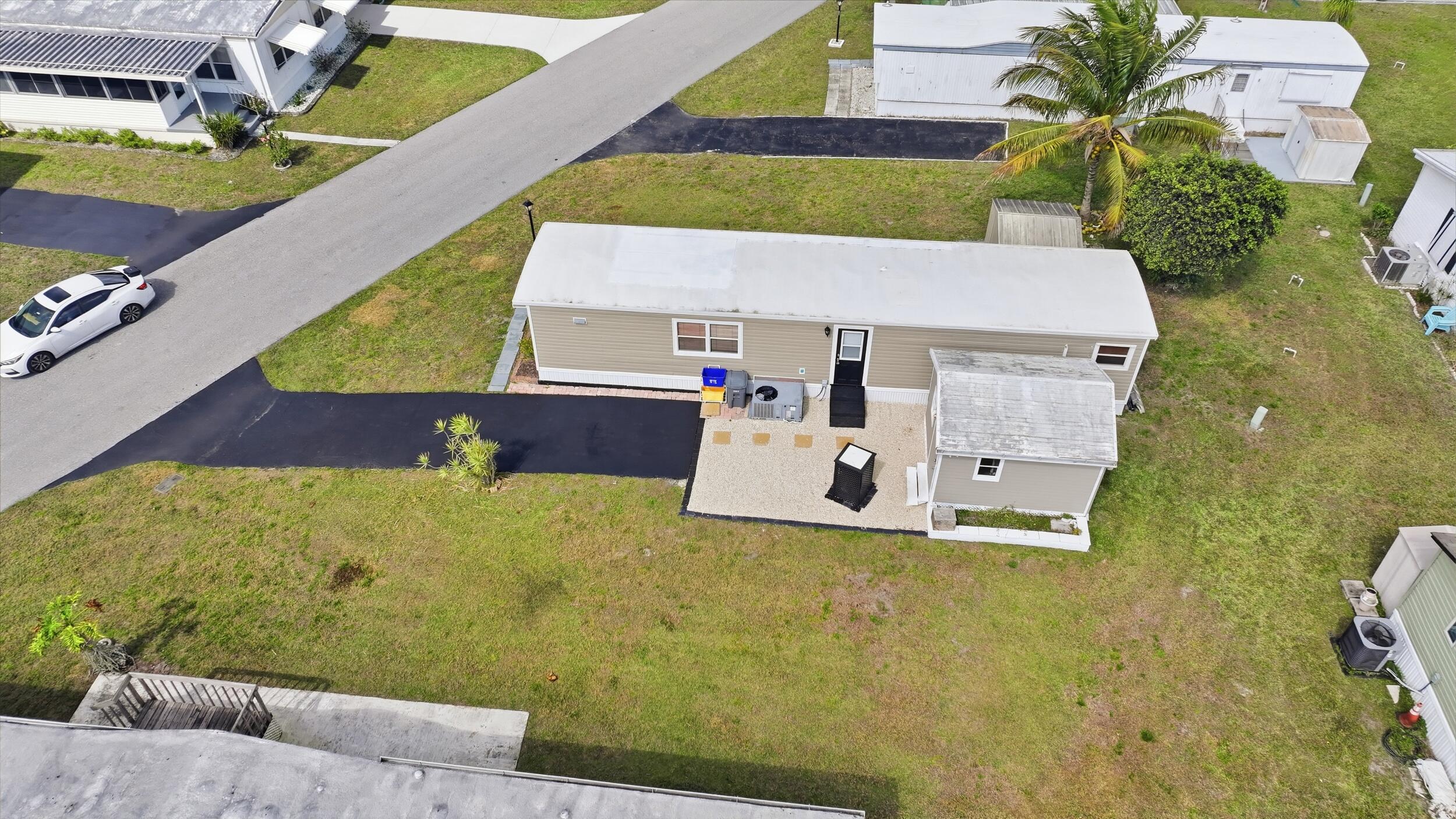 COLONIAL ESTATES - Residential