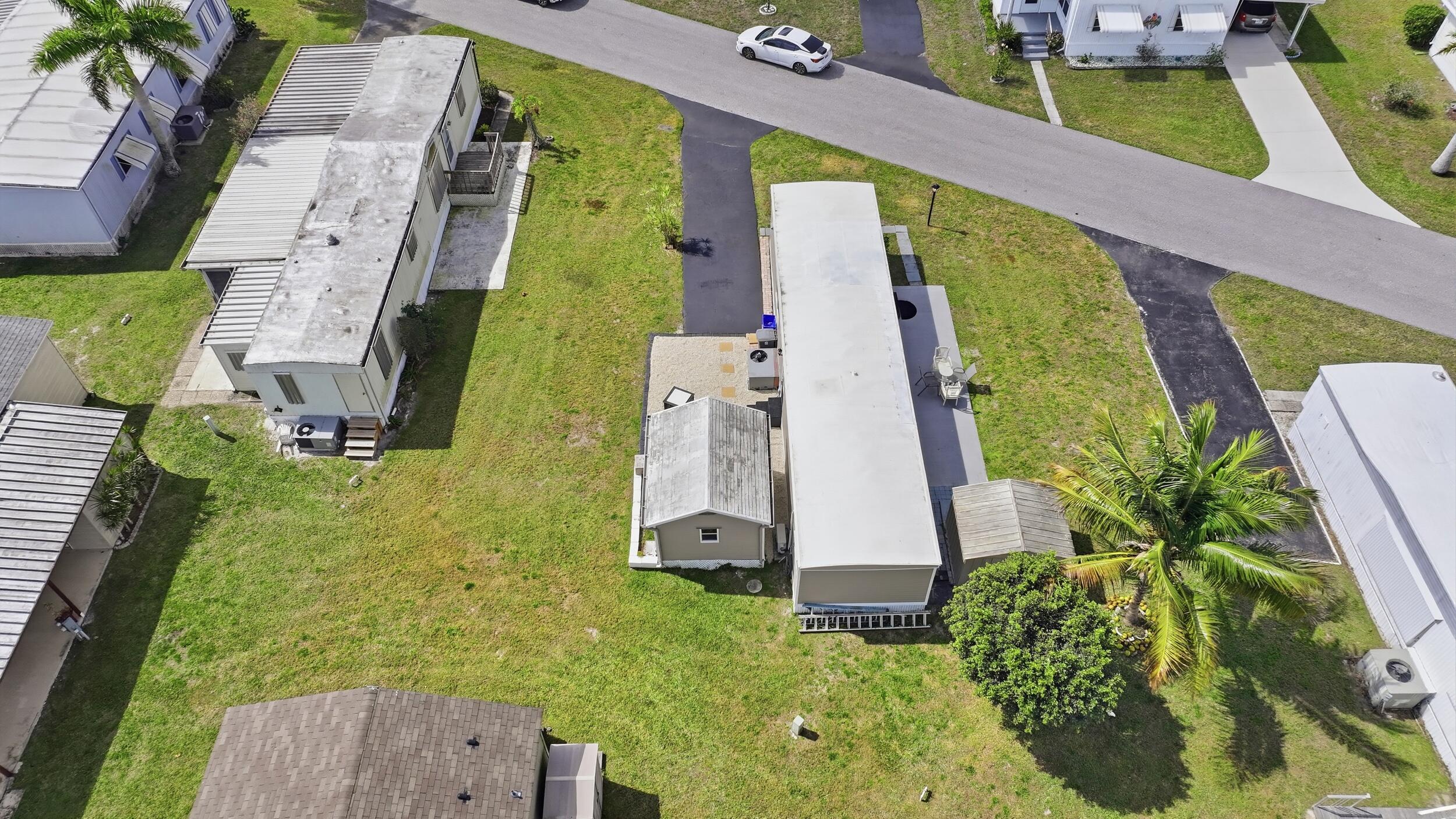 COLONIAL ESTATES - Residential