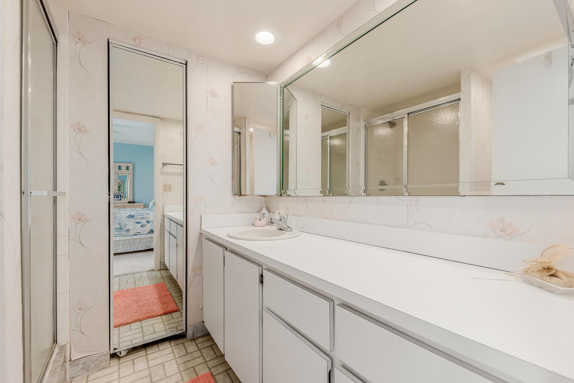 RIVER PINES - Residential Lease