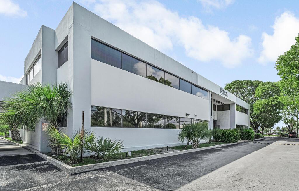 Prime commercial opportunity in the heart of West Palm Beach! Located within minutes of Palm Beach International Airport, less than a mile from I‑95, and just 2.3 miles from the Florida Turnpike. This property offers unmatched convenience with quick access to Southern Boulevard right of Military Trail, alongside Gun Club Road. Ample on-site parking makes it easy for clients, customers, and staff to access the property. Whether you're establishing a new business hub or expanding an existing one, this site puts you right where you need to be -- in one of South Florida's most connected and accessible corridors. This suite offers 4 offices. Restrooms located on 2nd floor accessable by stairs or elevator