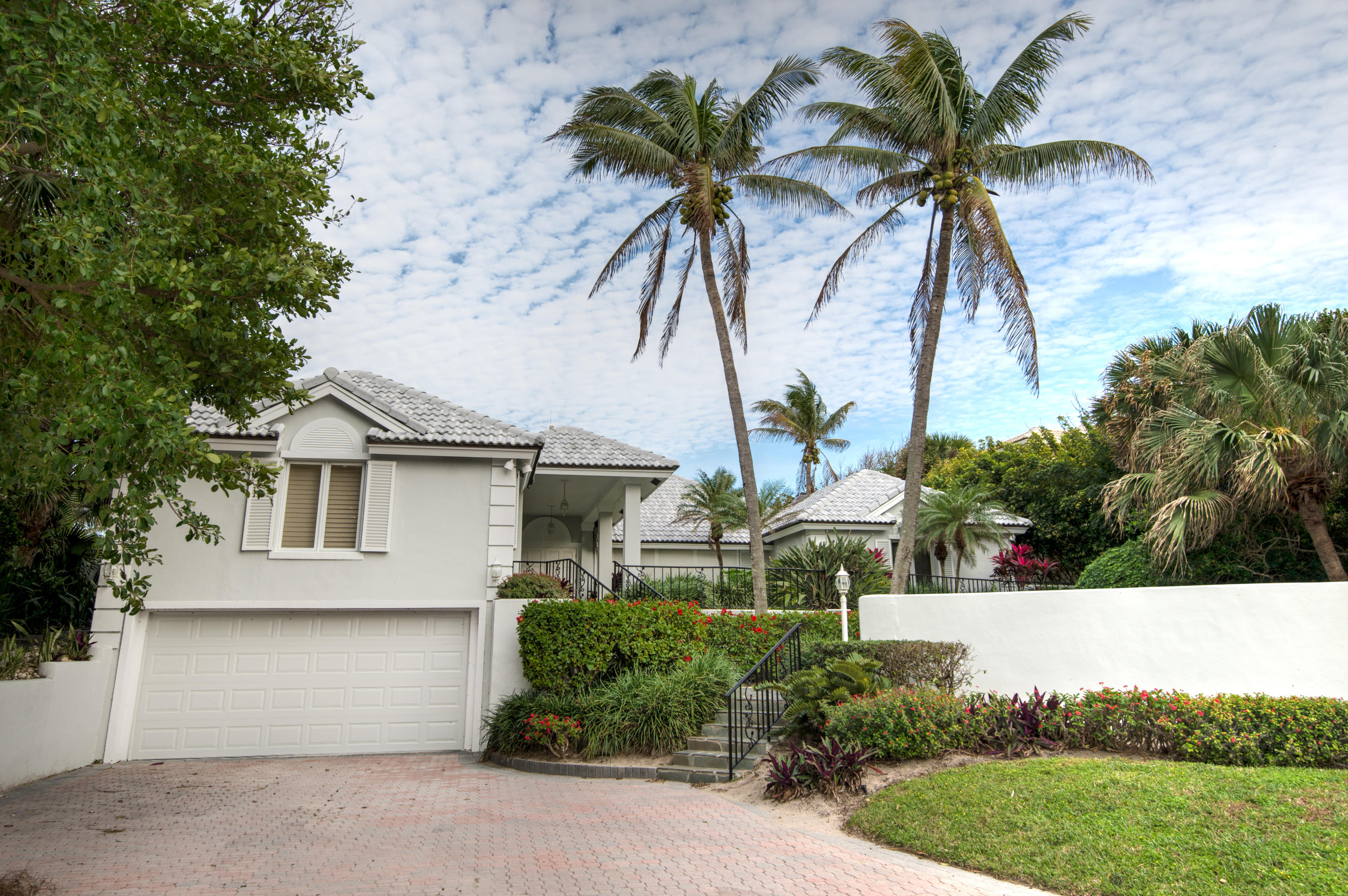 JUPITER INLET BEACH COLON - Residential