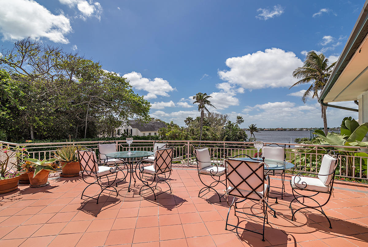 PALM BEACH ESTATES - Residential
