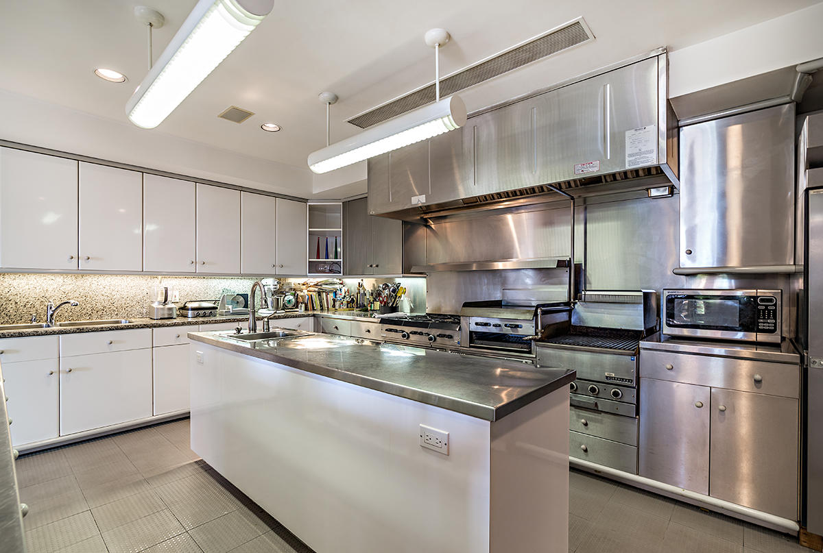 PALM BEACH ESTATES - Residential