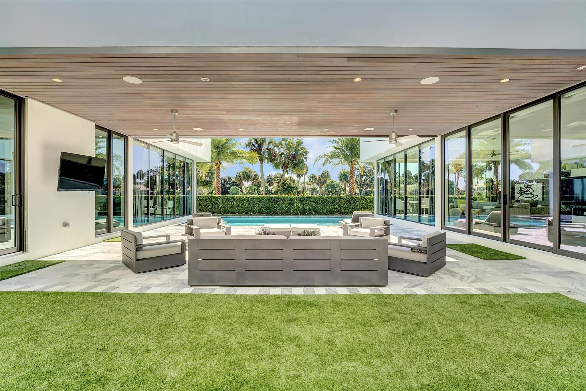 Delaire Country Club - Residential