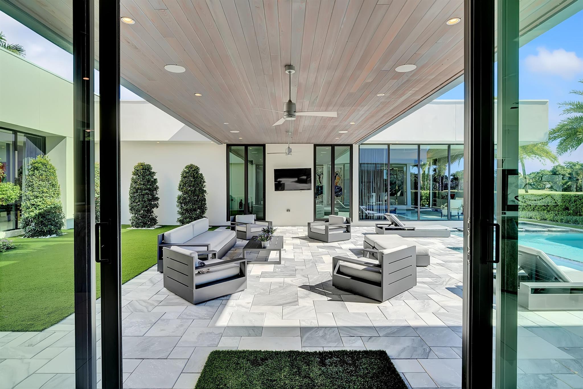 Delaire Country Club - Residential