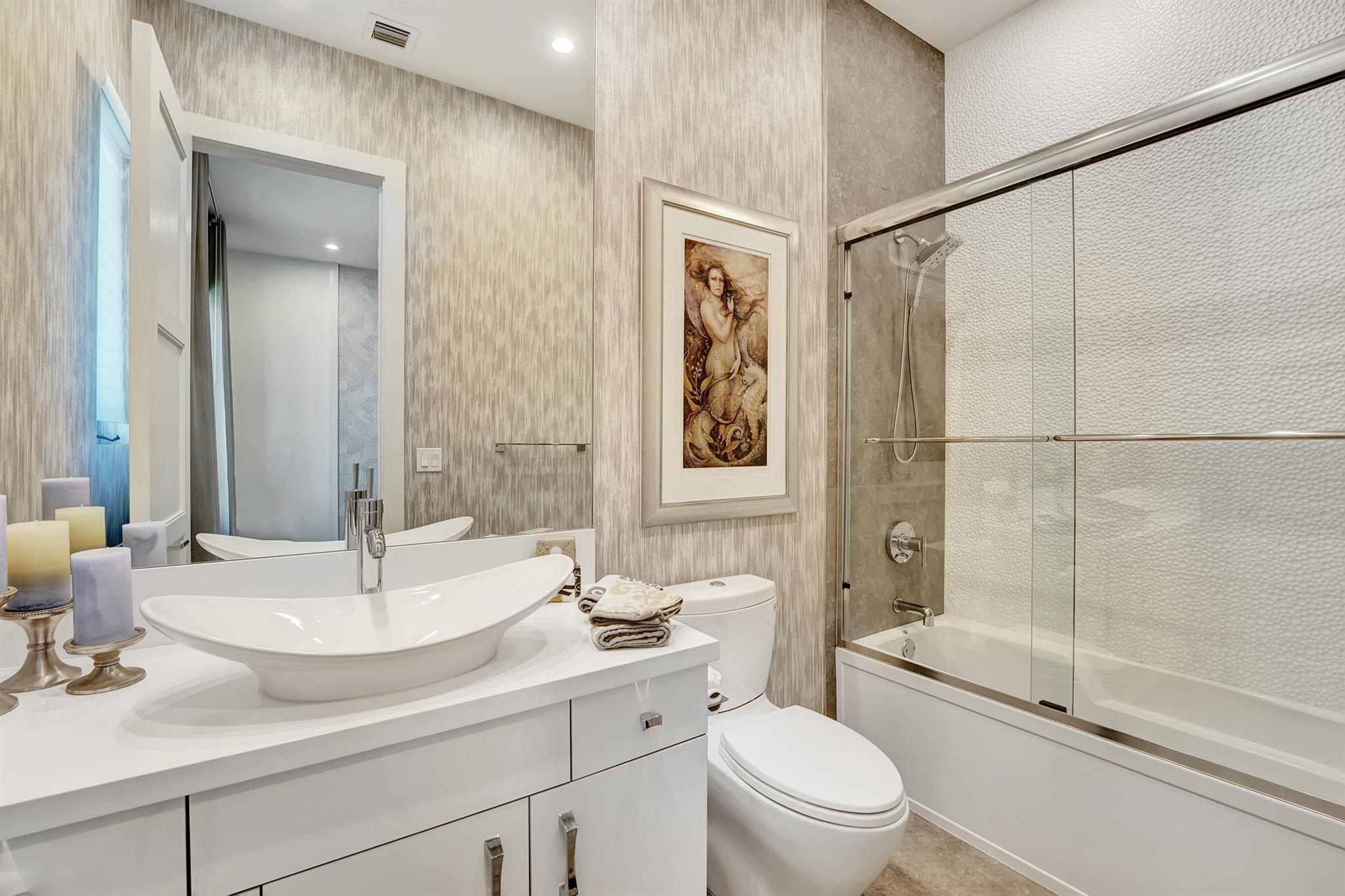 Delaire Country Club - Residential