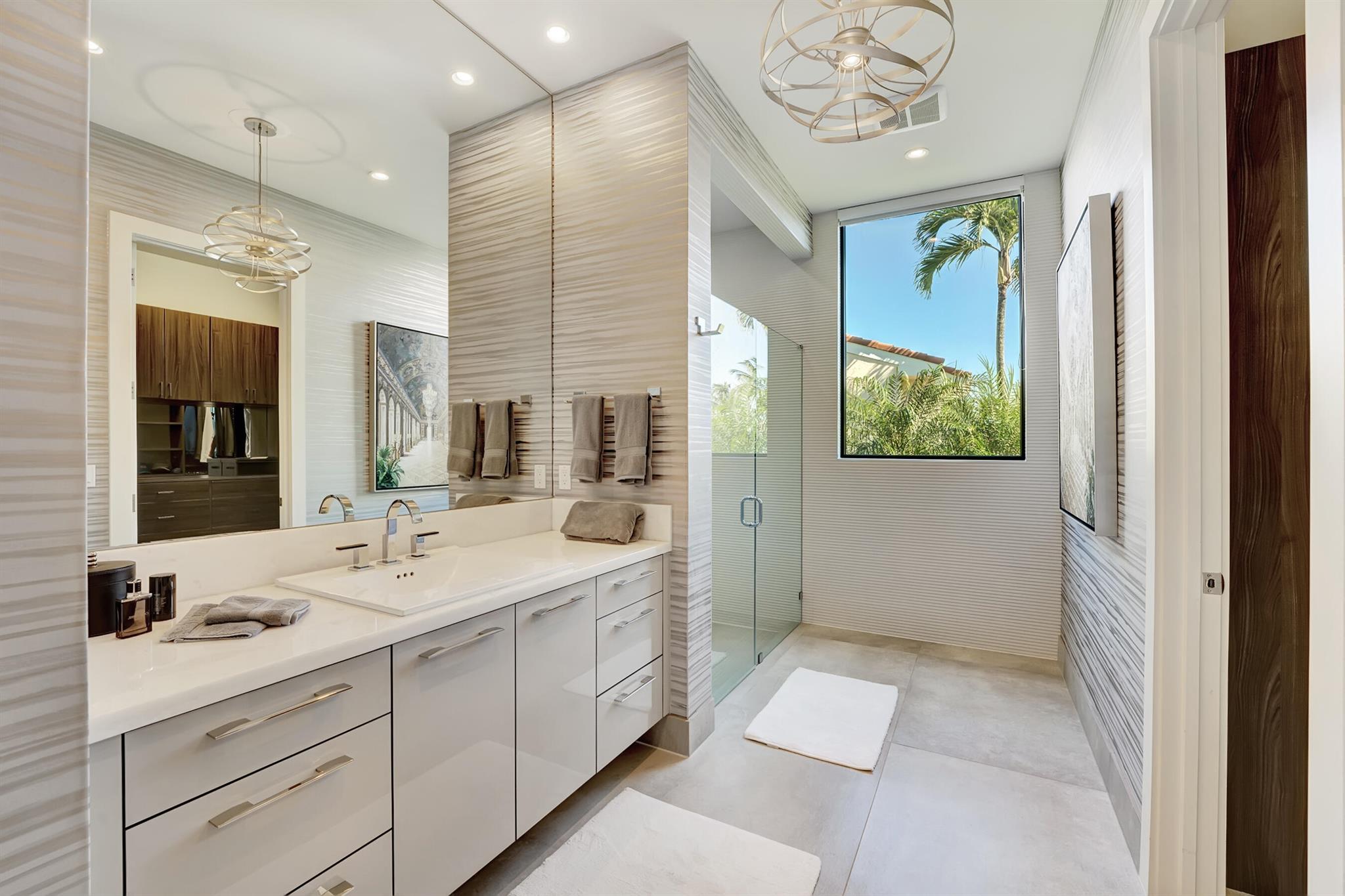 Delaire Country Club - Residential