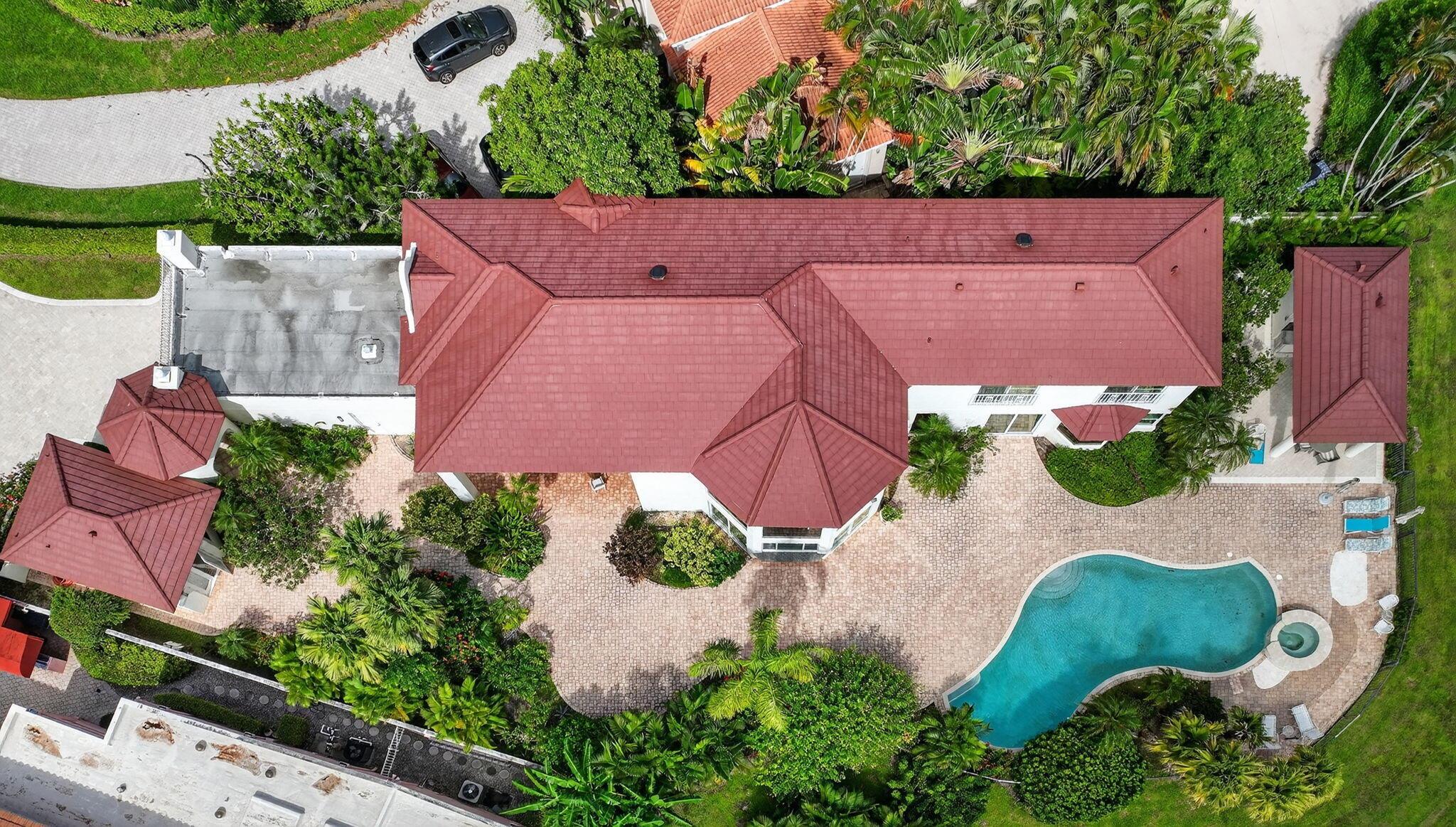 ROYAL HIDDEN COVE- POLO C - Residential